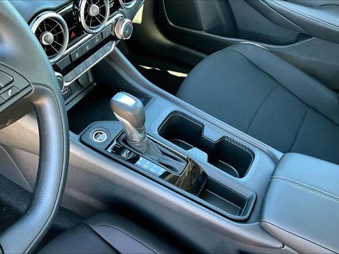 Certified 2025 Nissan Sentra S image 11