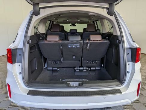 New 2026 Honda Odyssey Elite image 13