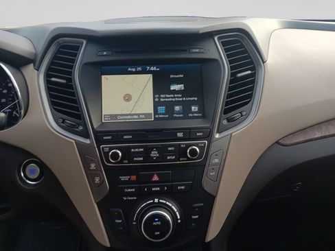 Used 2018 Hyundai Santa Fe Sport w/ 2.0T Ultimate Tech Package 05 AWD/4WD image 13