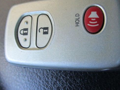 Used 2016 Toyota 4Runner Limited image 44