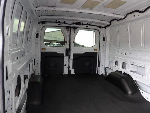 Used 2023 Ford Transit 350 Low Roof AWD image 28