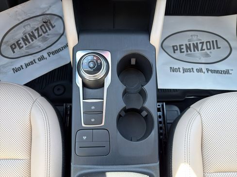 Used 2022 Ford Escape SEL image 15