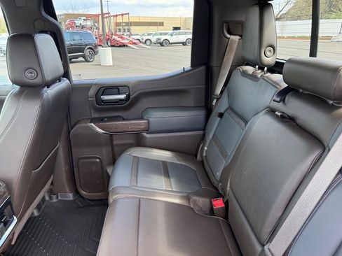 Used 2021 GMC Sierra 1500 Denali w/ Denali Ultimate Package AWD/4WD image 8