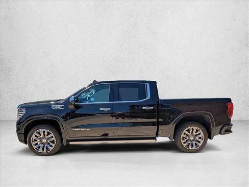 Used 2024 GMC Sierra 1500 Denali w/ Denali Reserve Package AWD/4WD image 8