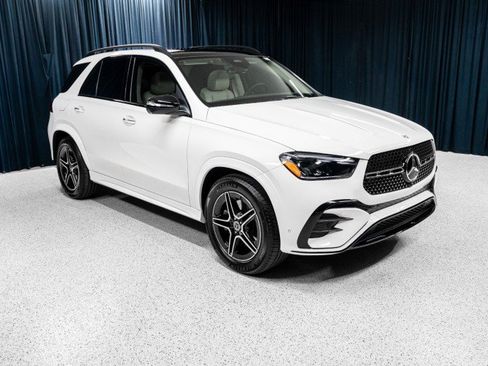 New 2026 Mercedes-Benz GLE 450 4MATIC image 3