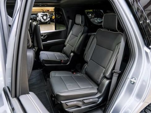 Used 2026 GMC Yukon Elevation w/ Elevation Premium Package AWD/4WD image 71