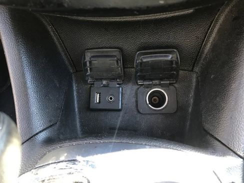 Used 2017 Chevrolet Cruze LT w/ RS Package image 9