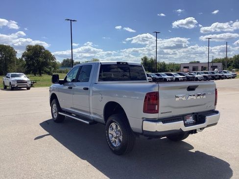 New 2026 RAM 2500 Big Horn AWD/4WD image 5