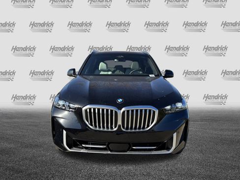 Used 2026 BMW X5 sDrive40i w/ Premium Package image 3