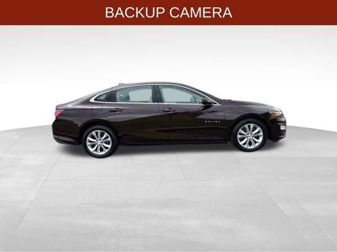 Used 2020 Chevrolet Malibu LT w/ Leather Package FWD image 8