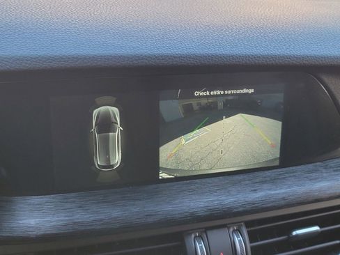 Used 2024 Alfa Romeo Stelvio Sprint image 10