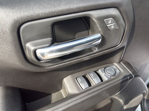 Used 2025 Chevrolet Silverado 1500 Custom w/ Turbomax Blackout Package AWD/4WD image 33