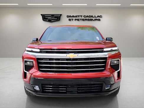 Used 2025 Chevrolet Traverse High Country w/ LPO, Floor Liner Package FWD image 8
