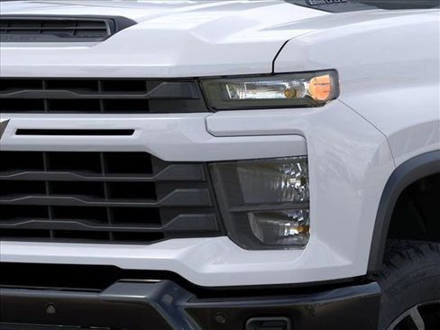 New 2026 Chevrolet Silverado 2500 Custom w/ Custom Value Package AWD/4WD image 10