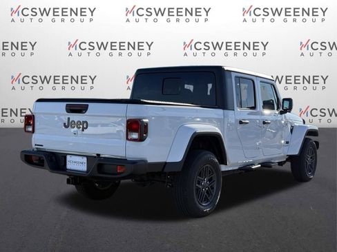 Used 2024 Jeep Gladiator Sport image 5