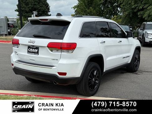 Used 2018 Jeep Grand Cherokee Limited AWD/4WD image 7