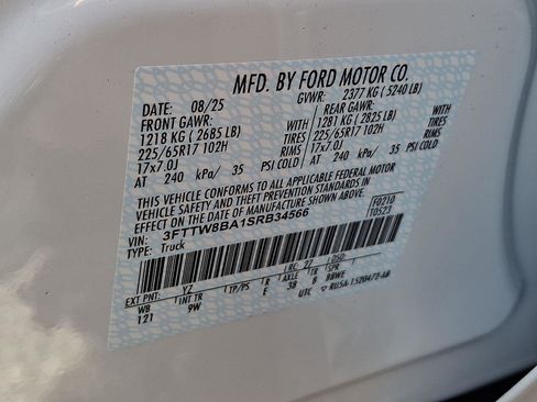 New 2025 Ford Maverick XL w/ Equipment Group 102A image 18