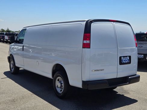 Used 2023 Chevrolet Express 2500 Extended w/ Driver Convenience Package RWD image 5