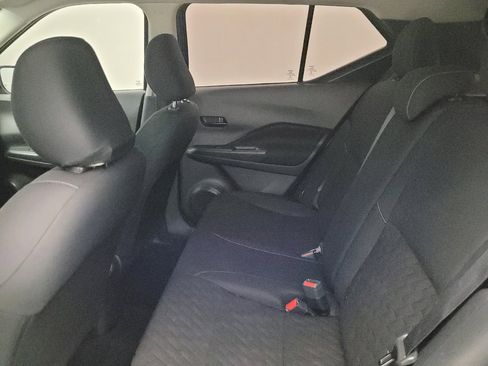 Used 2021 Nissan Kicks S FWD image 18