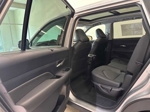 New 2026 Toyota Grand Highlander XLE AWD/4WD image 23