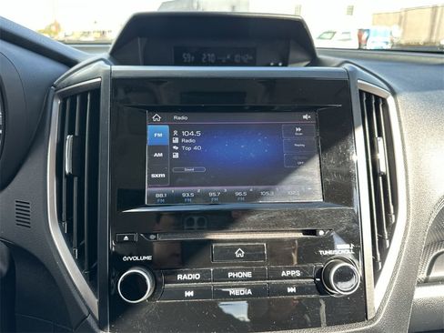 Used 2022 Subaru Forester Base image 24