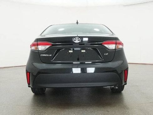 New 2026 Toyota Corolla LE FWD image 27
