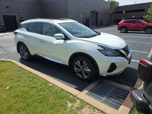 Used 2024 Nissan Murano Platinum w/ Cargo Package AWD/4WD image 2