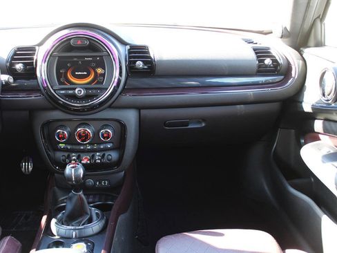 Used 2016 MINI Cooper Clubman S image 15