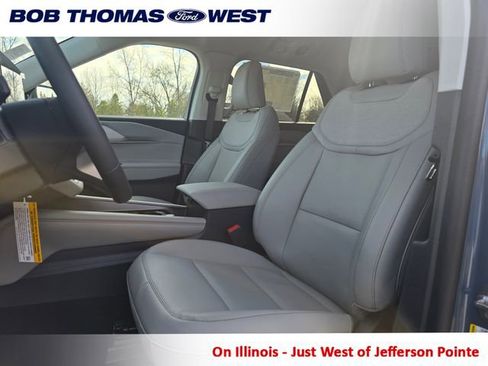 New 2026 Ford Explorer Active image 10