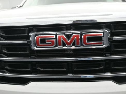 New 2026 GMC Acadia Elevation w/ LPO, Floor Liner Package image 13