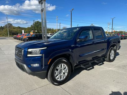 Used 2022 Nissan Frontier SV w/ SV Premium Package