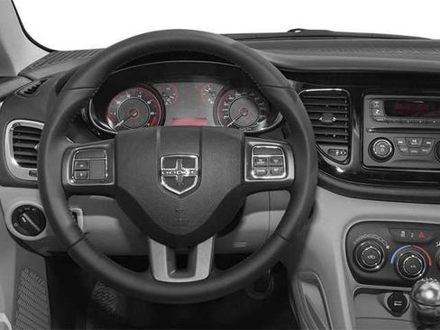 Used 2013 Dodge Dart SXT w/ Popular Equipment Group FWD image 4