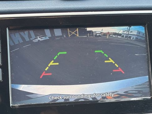 Used 2025 Nissan Versa SV FWD image 20
