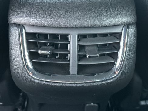 Used 2024 Chevrolet Malibu LT image 14