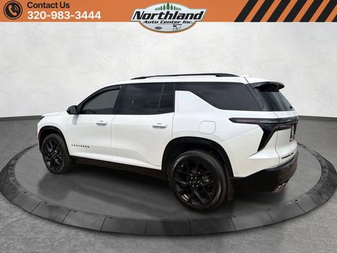 Used 2024 Chevrolet Traverse RS w/ LPO, Floor Liner Package AWD/4WD image 7