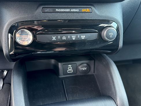 Used 2024 Ford Escape Active w/ Tech Pack #1 AWD/4WD image 13