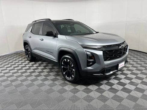 Certified 2025 Chevrolet Equinox RS w/ Convenience Package III AWD/4WD image 17