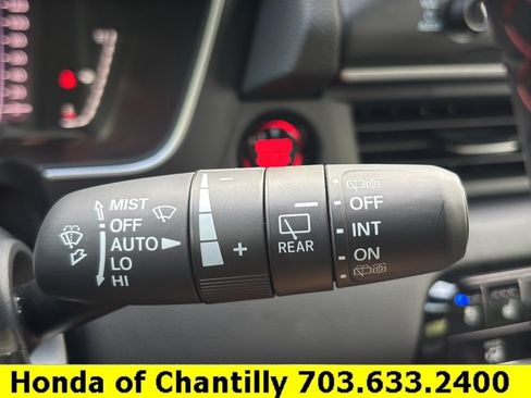Used 2026 Honda Pilot Black Edition image 10