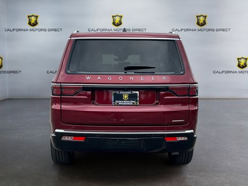 Used 2024 Jeep Wagoneer Series III image 4