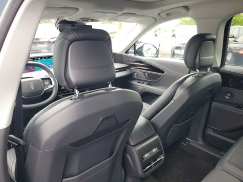 New 2026 Lincoln Nautilus Reserve w/ Jet Appearance Package AWD/4WD image 29
