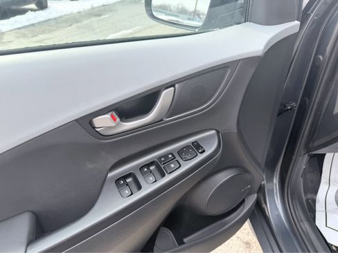 Used 2018 Hyundai Kona Ultimate image 16