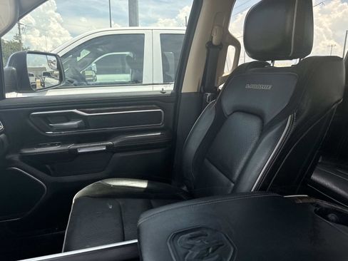 Certified 2019 RAM 1500 Laramie image 15