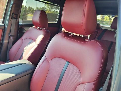 Used 2025 MAZDA CX-70 Plug-In Hybrid w/ Premium Plus image 13