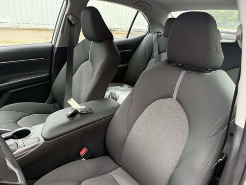 Used 2023 Toyota Camry LE FWD image 11