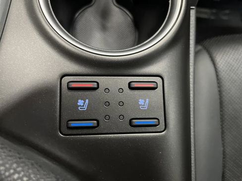 Used 2023 Toyota Camry XLE image 8