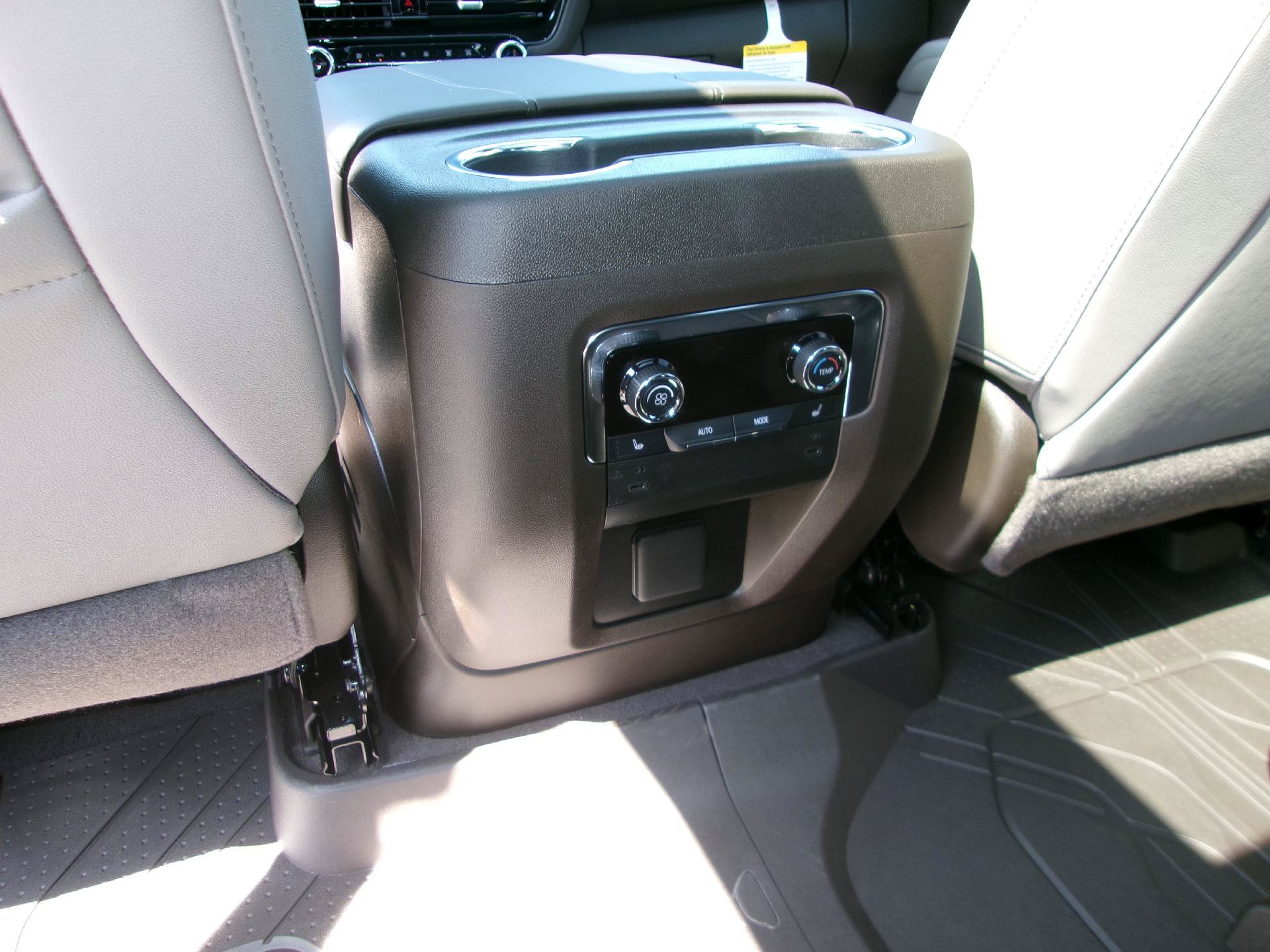 New 2026 Chevrolet Tahoe Z71 w/ Z71 Off-Road Package AWD/4WD image 14