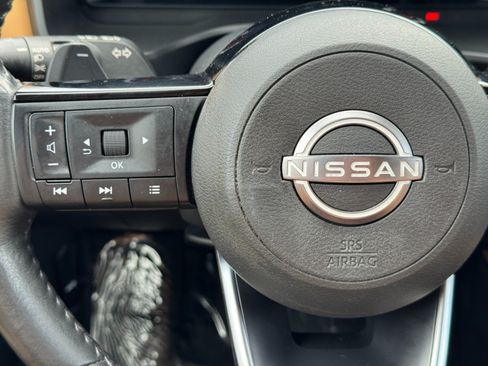Used 2022 Nissan Rogue Platinum w/ Head-Up Display Package FWD image 21