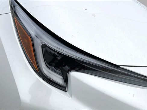 Used 2023 Toyota Corolla SE w/ SE Premium Package FWD image 28