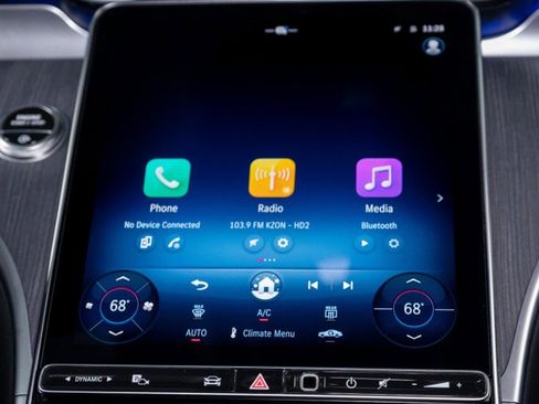 Certified 2025 Mercedes-Benz C 300 Sedan image 18