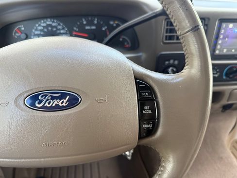 Used 2004 Ford F350 Lariat AWD/4WD image 31